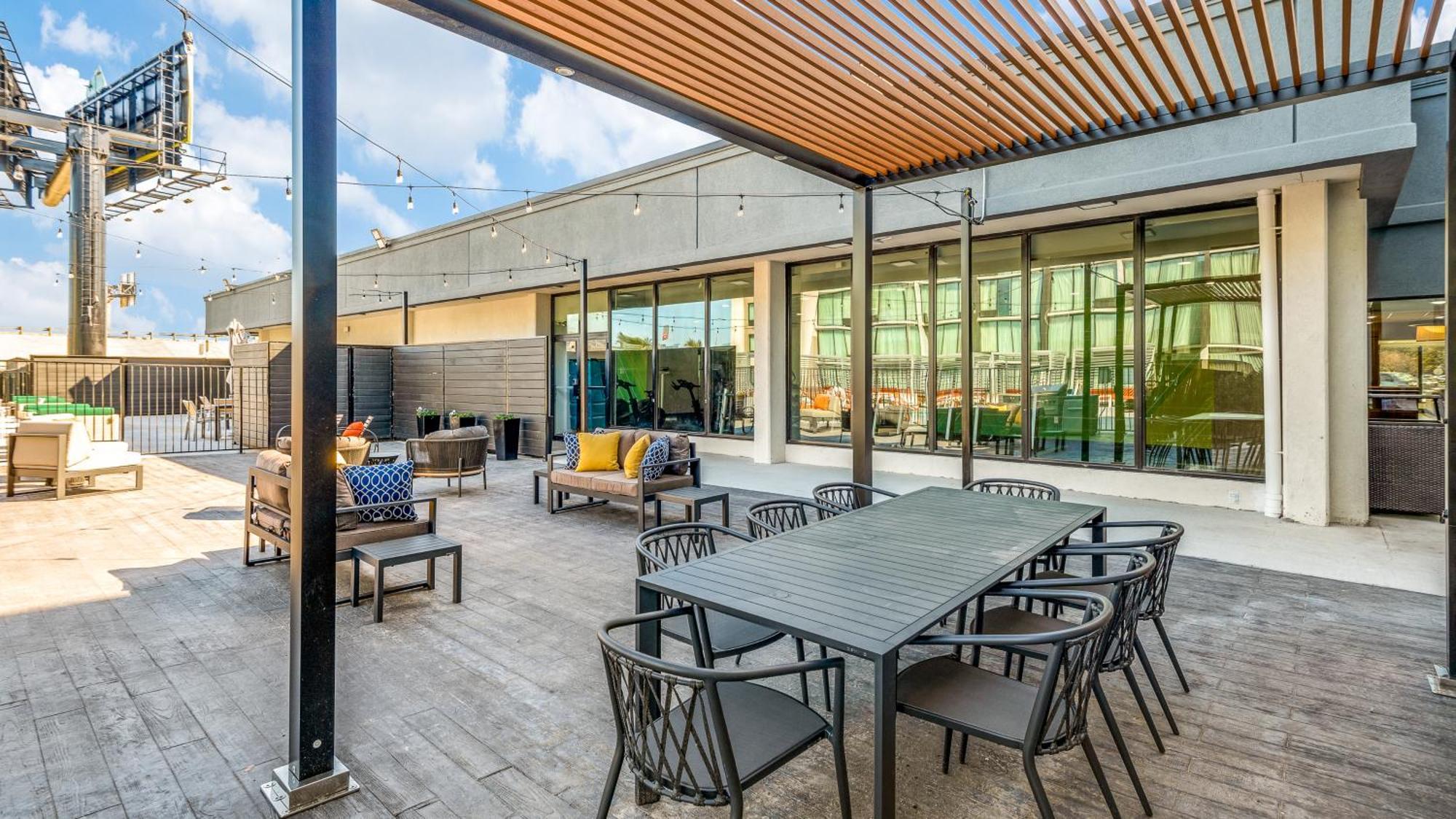 Staybridge Suites Dallas Market Ctr Love Field, An Ihg Hotel Eksteriør bilde